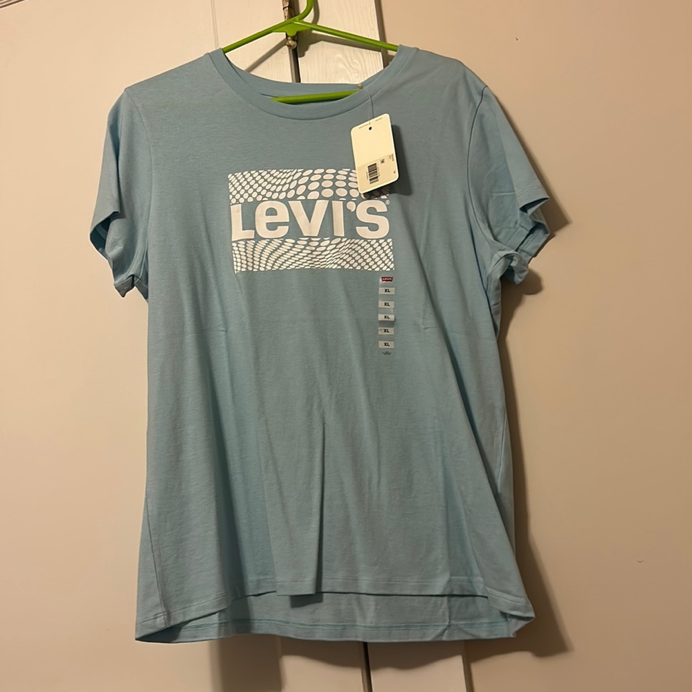 Womens Levi’s Logo T shirt